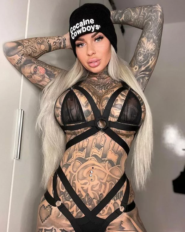 chad decuir share big tits and tats photos