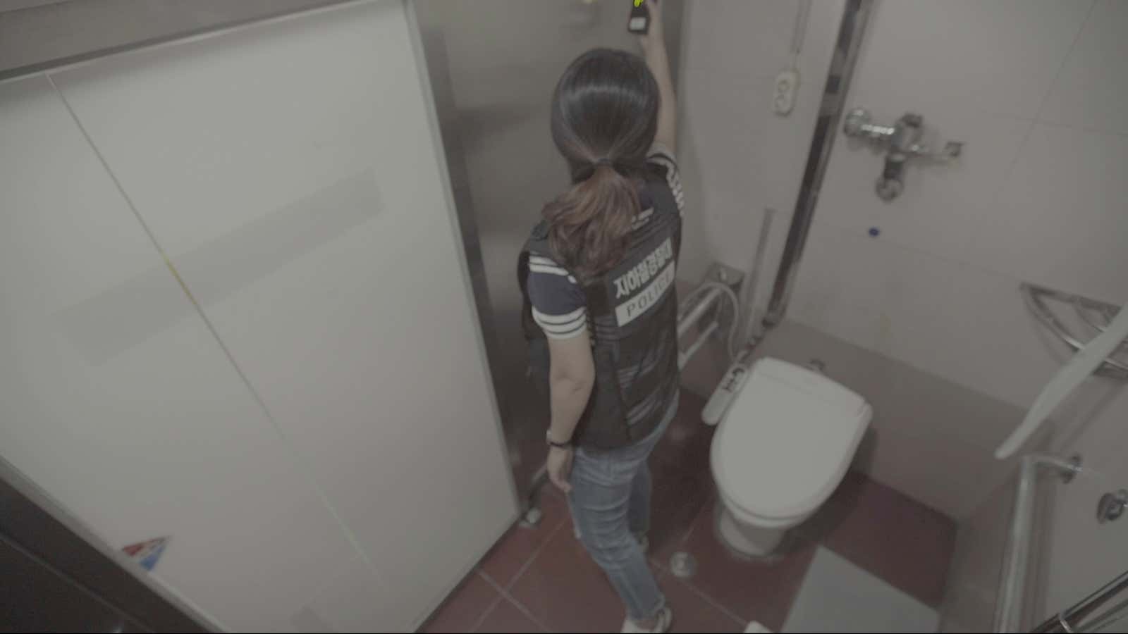 brandon poston recommends hidden cam toilet porn pic