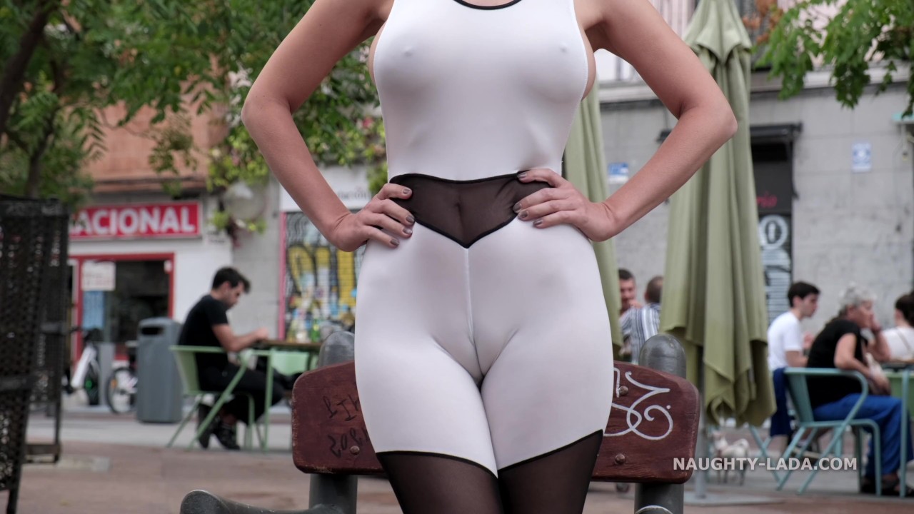 danni nguyen recommends Public Beach Camel Toe