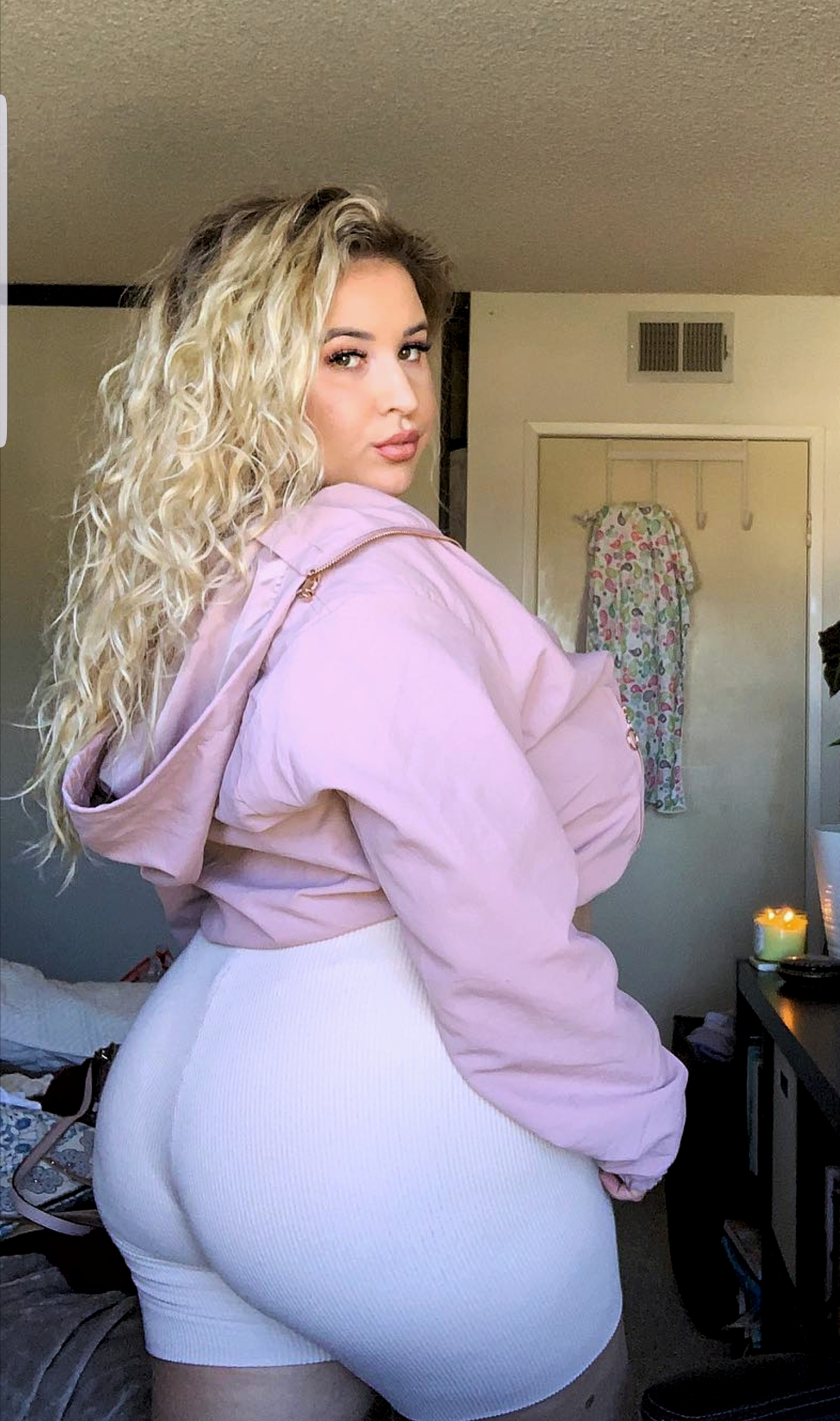 ashley sander recommends curvy and thick porn pic