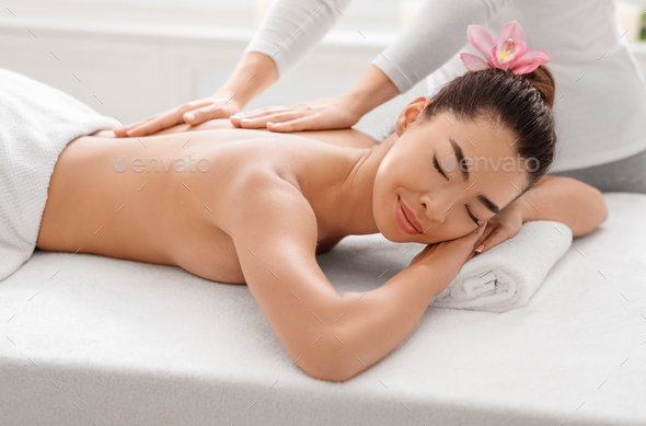 annaiz turneran recommends relax asian massage therapy pic