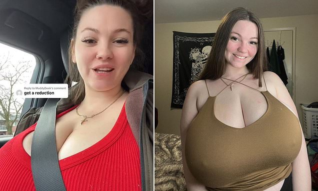 andrea caines share real mom with big tits photos