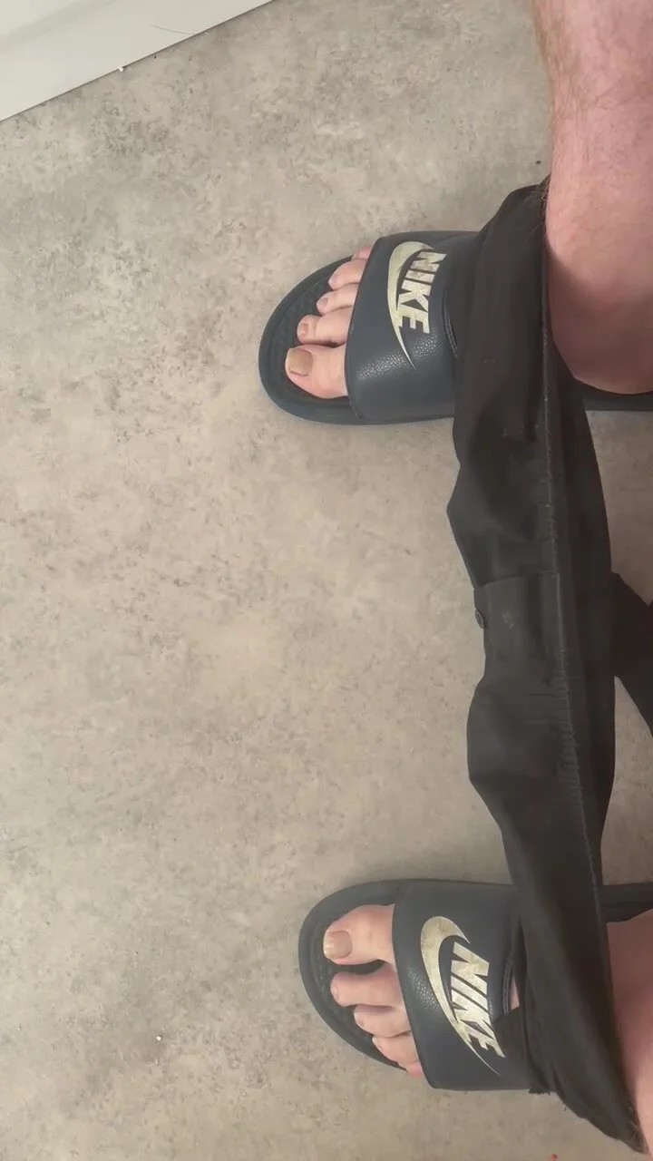 billy hickman recommends nike slides porn pic