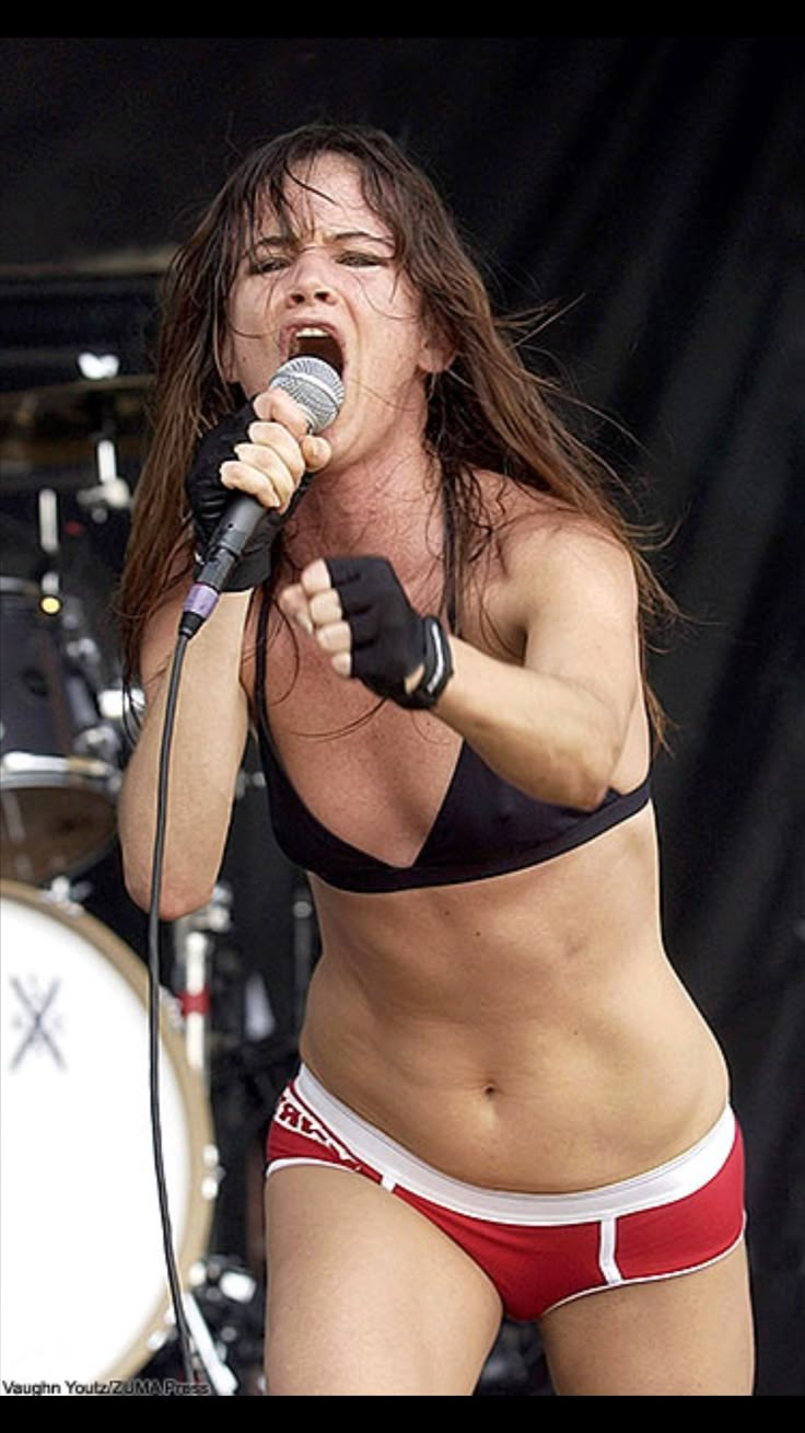 allan novak add juliette lewis nude photo