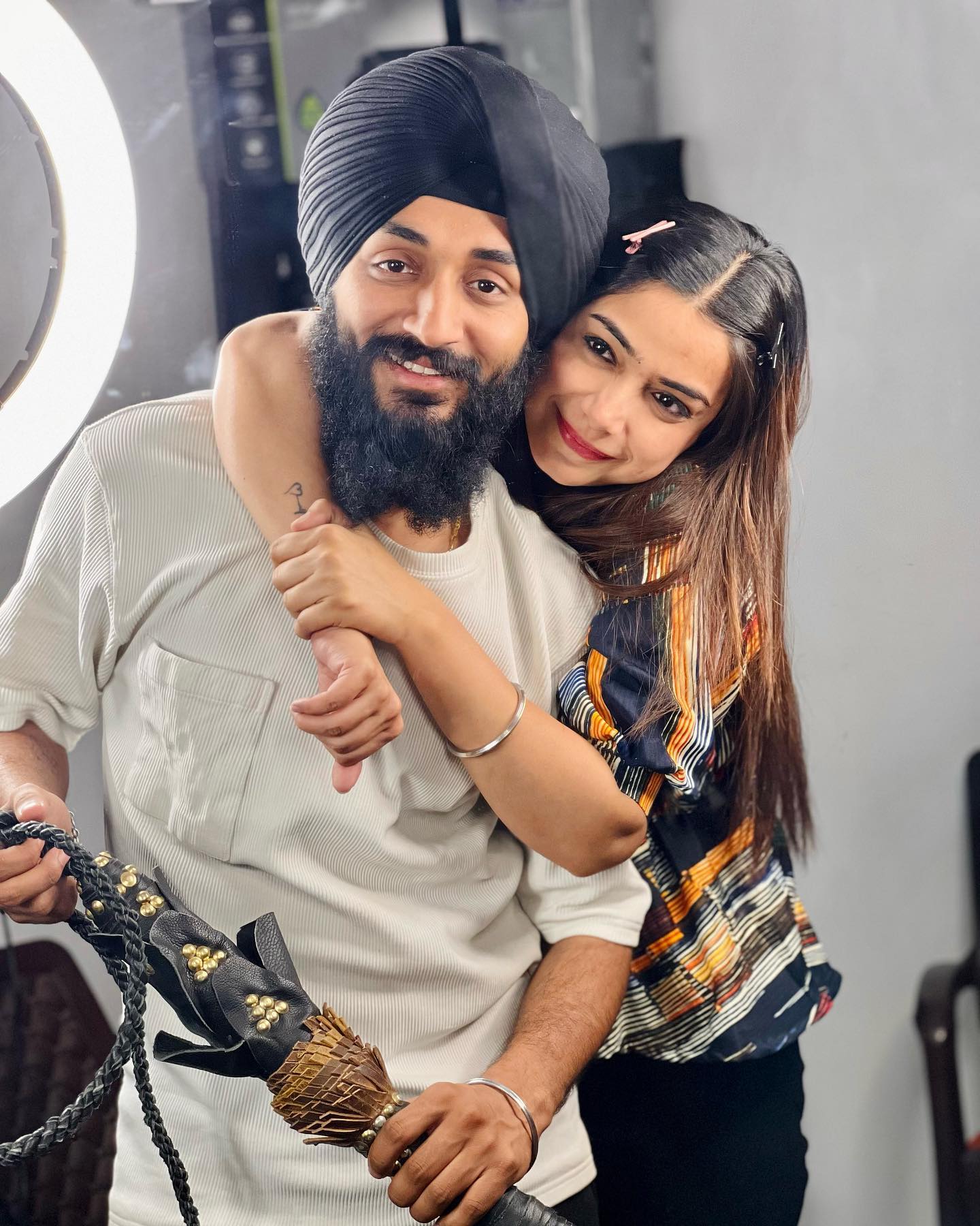 chelsea santiago recommends punjabi couple kulhad pizza viral video pic