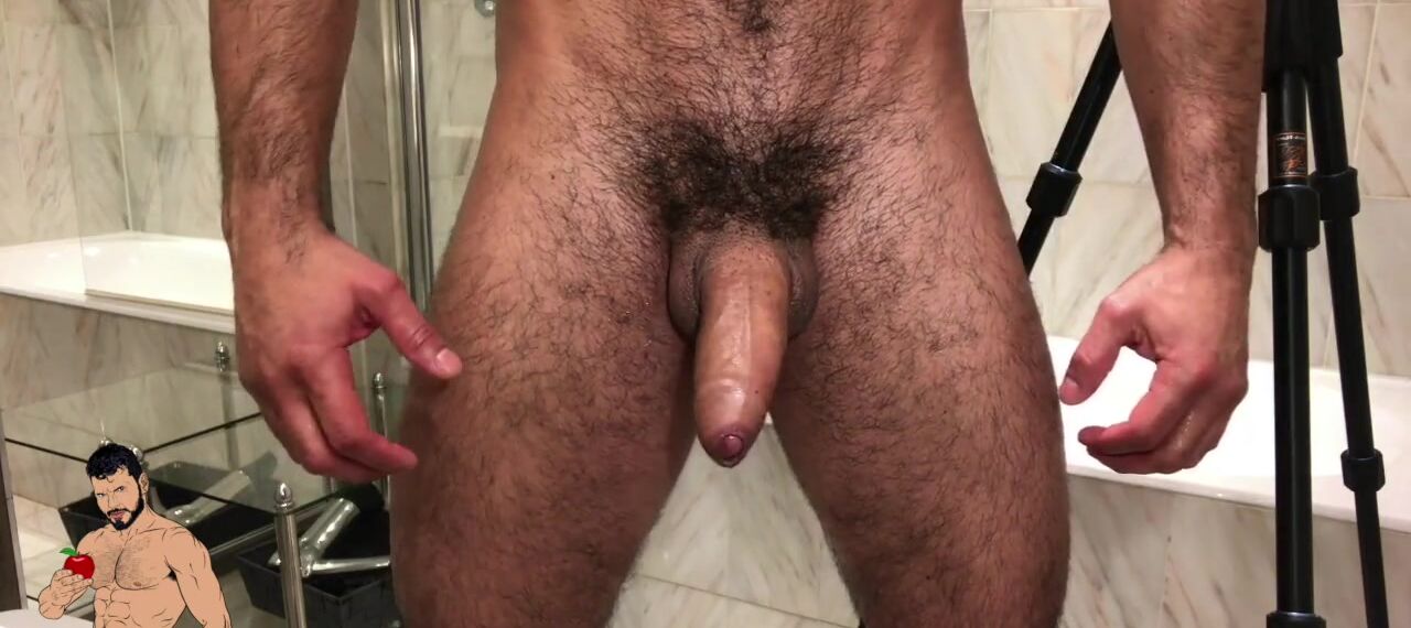 cynthia b hernandez recommends Hairy Hunk Jerking Off