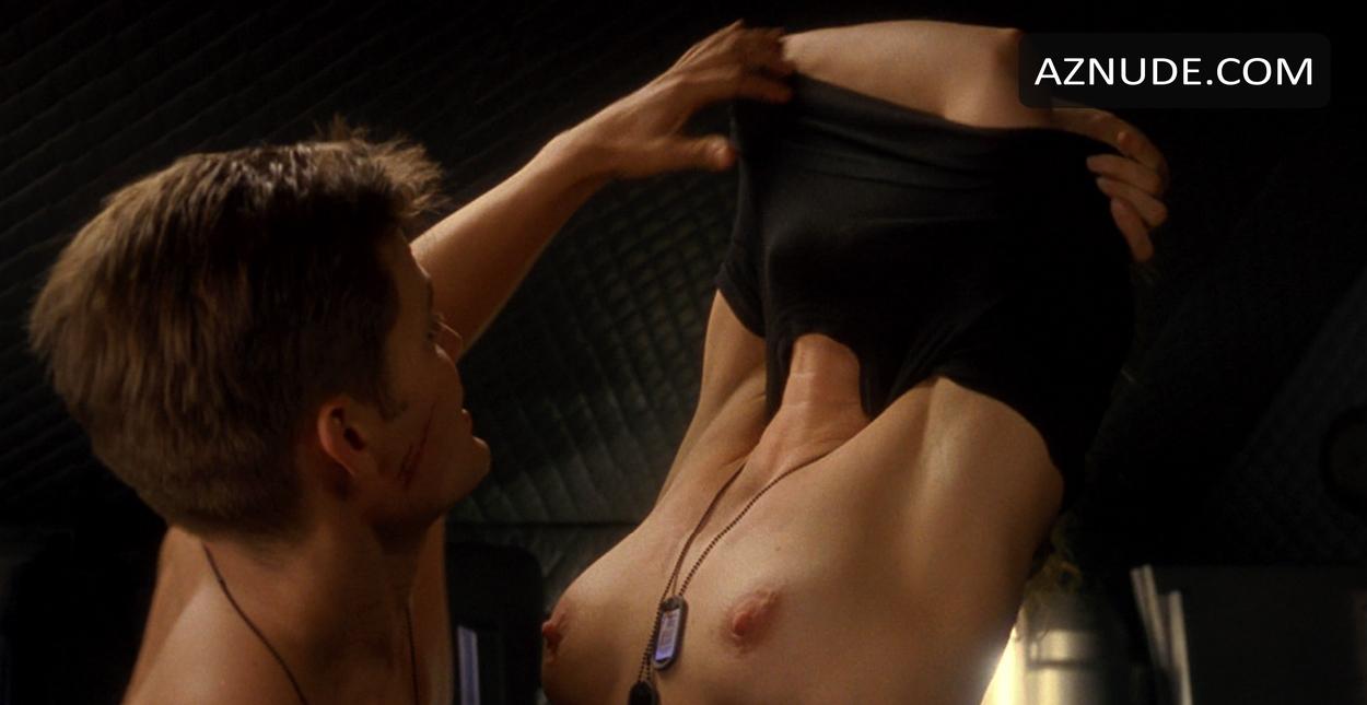 adam mcclendon recommends nude scenes from starship troopers pic